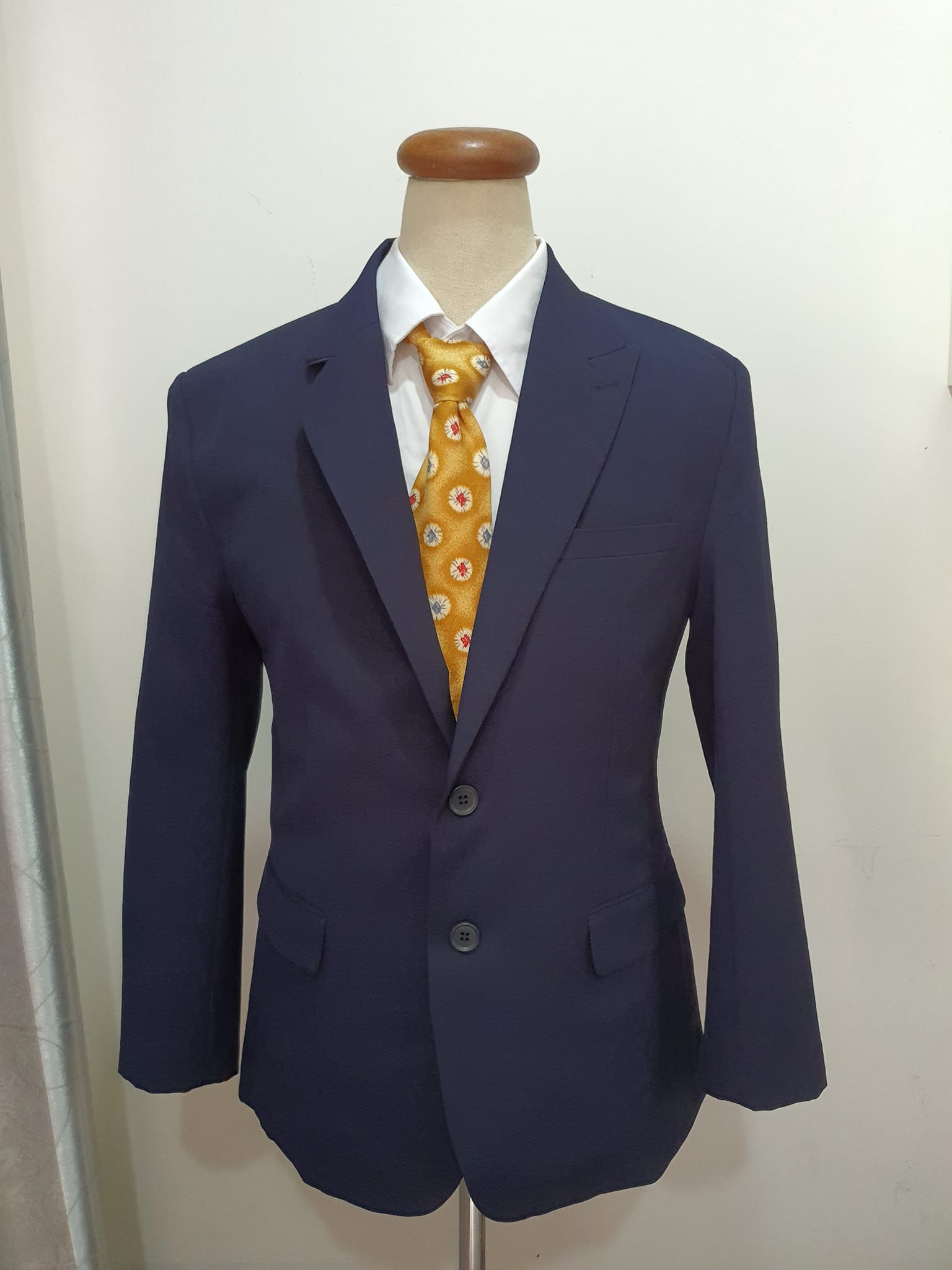Suit0021 เสื้อสูท นำเข้า มือสอง สีกรมท่า แบรนด์ saint อก 38 นื้ว