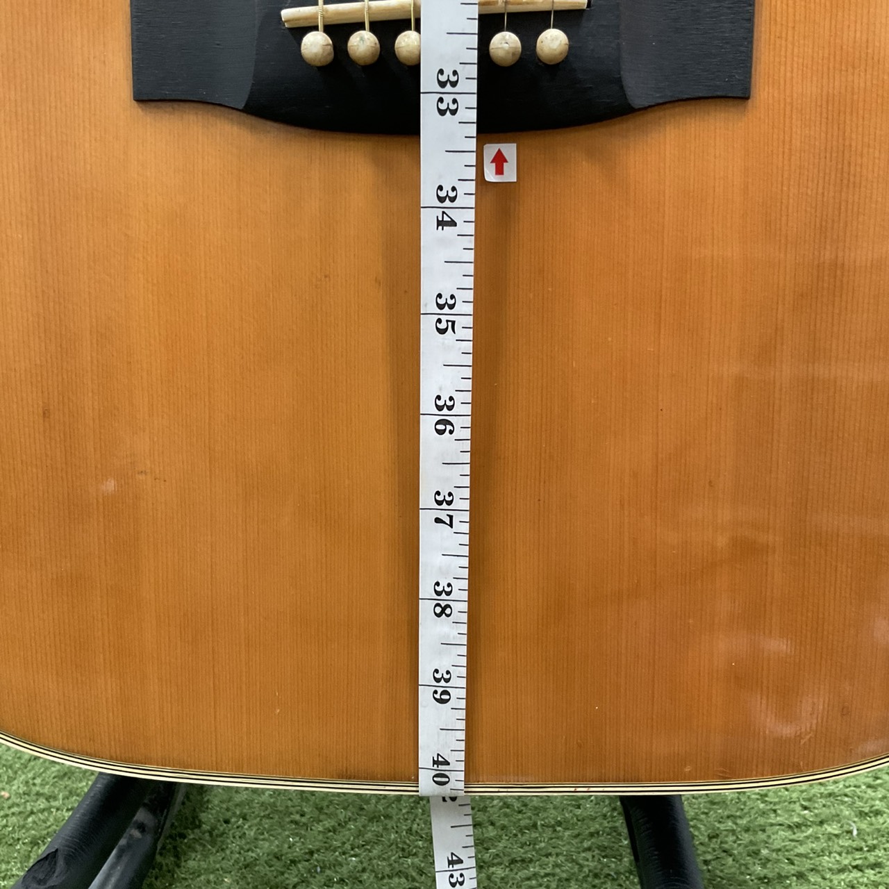 กีต้าร์โปร่ง Gilbert : SK-20