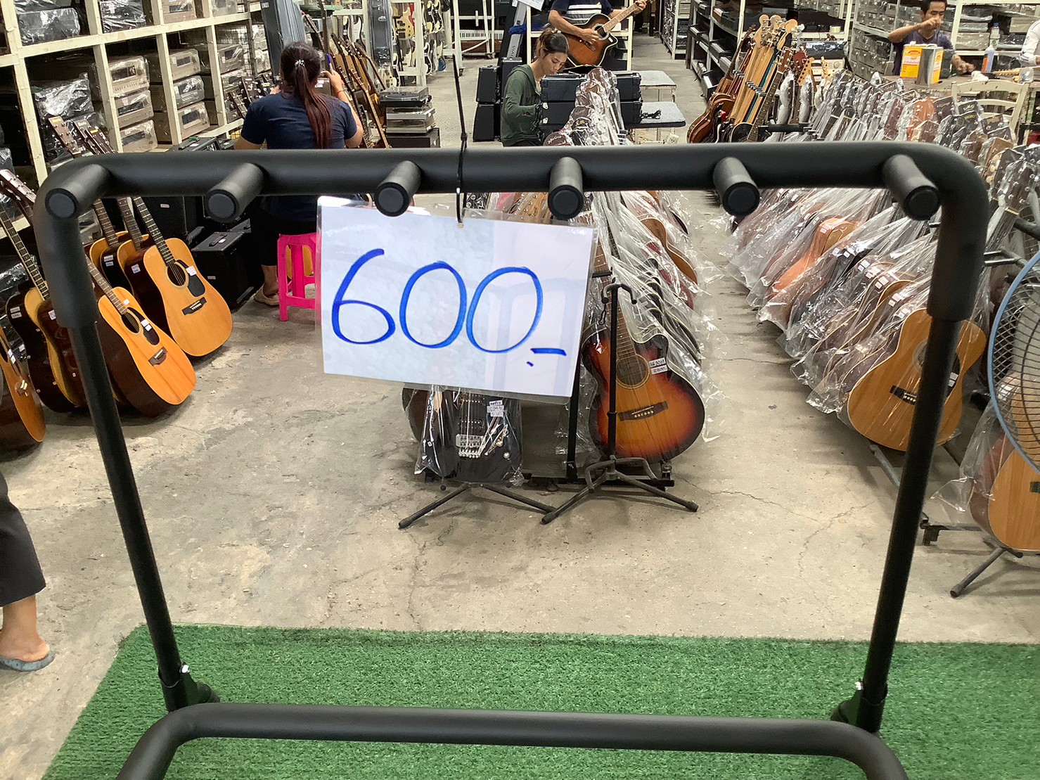 ขาตั้งกีตาร์ วางได้ 5 ตัว