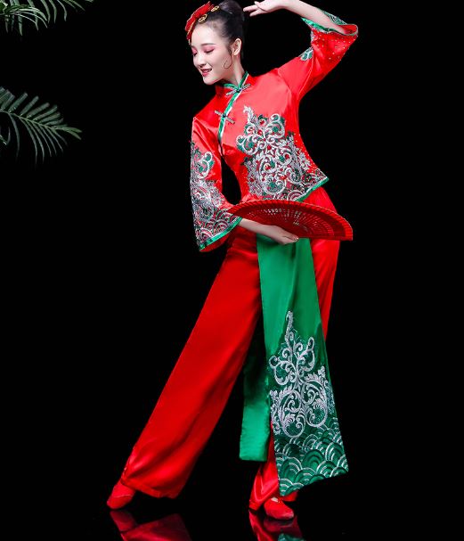 ชุดพัดฟ้อนรำสตรีจีน 古典舞蹈服装扇子舞套装女成人 Classical Chinese Female Fan Dance Costume