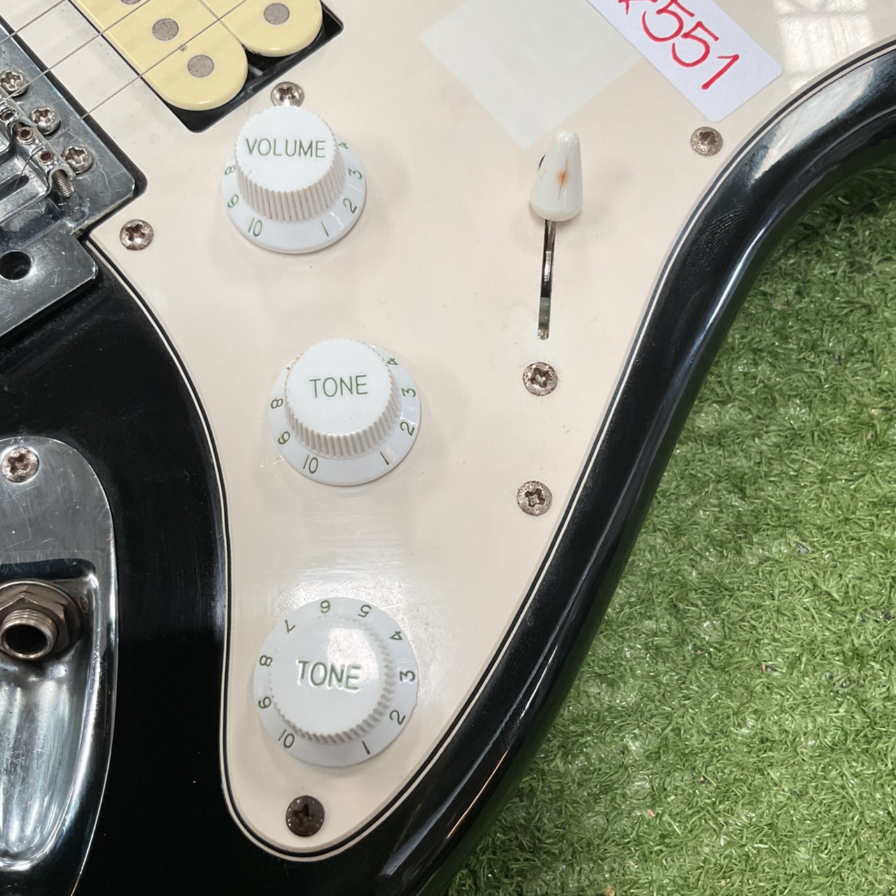 กีต้าร์ไฟฟ้า BUSKER'S