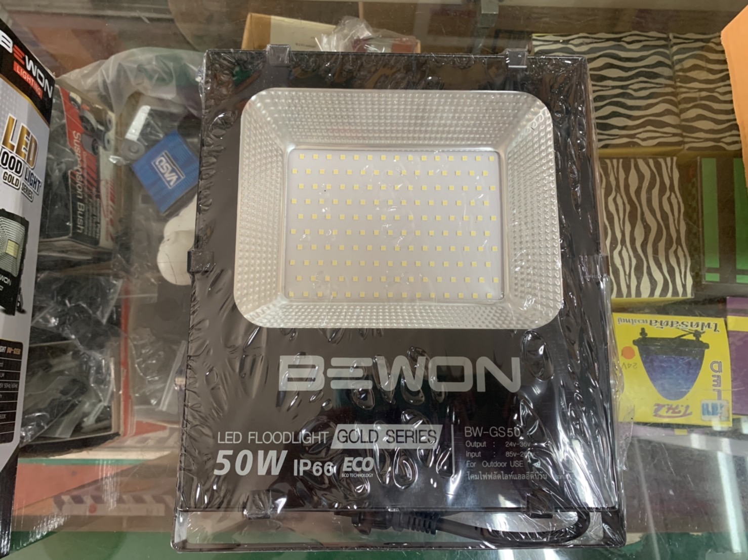 ไฟสปอร์ตไลท์สนาม LED 50W 220V