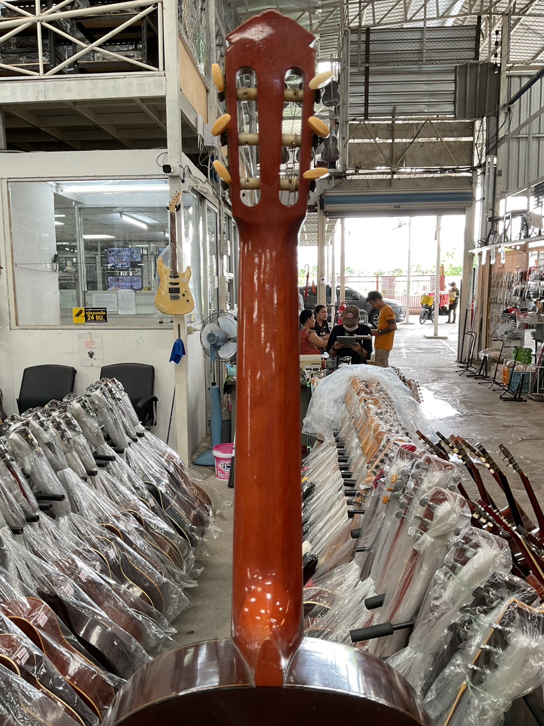 กีต้าร์คลาสสิค YAMAHA : 85D