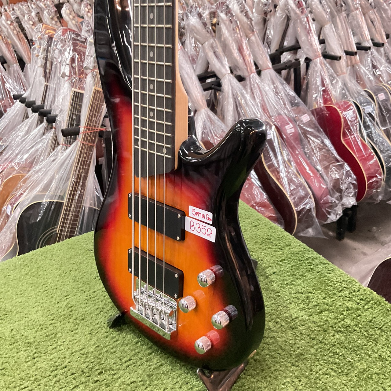 กีต้าร์เบส Sni jer (Gion) - 5 สาย