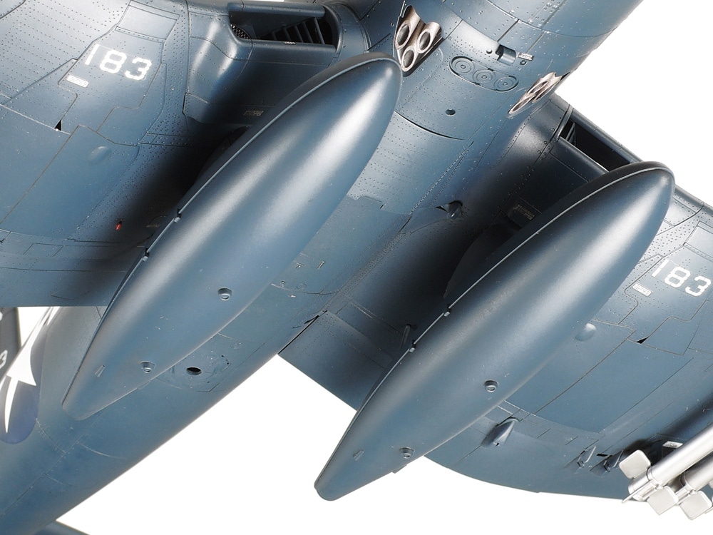 โมเดลเครื่องบิน Tamiya ขนาด 1/32 TA60327 Vought F4U-1D Corsair