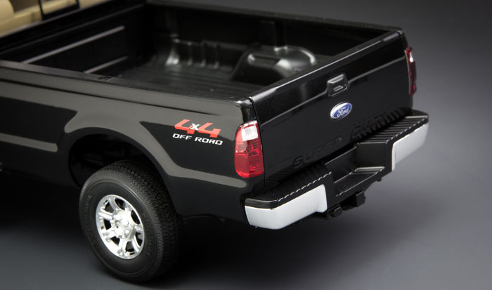 โมเดลรถกระบะ Meng Model ขนาด 1/24 CS-001 Ford F-350 Super-Duty Crew Cab