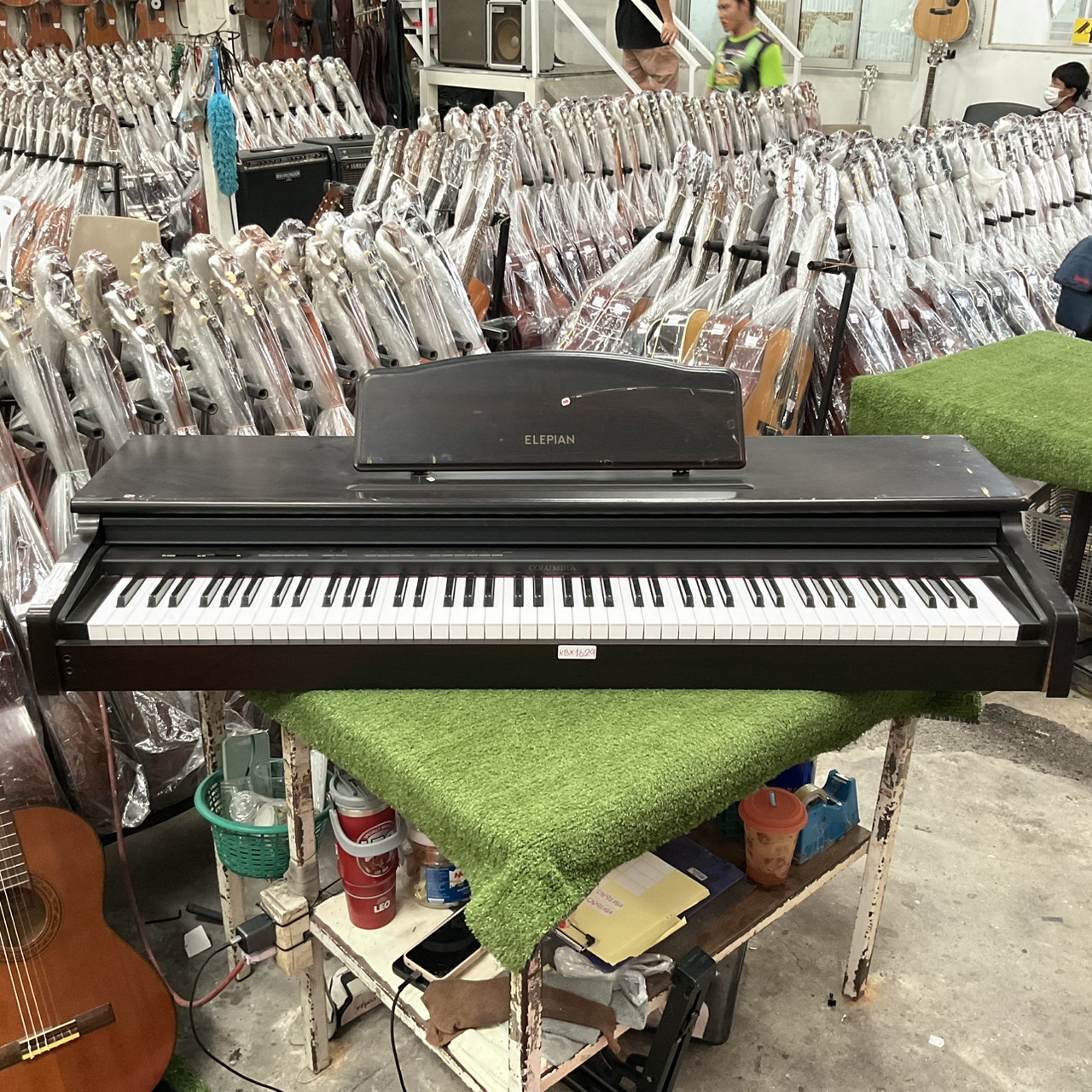 เปียโน COLUMBIA : EP-2500 สินค้าไม่พร้อมใช้งาน (ต้องซ่อม)