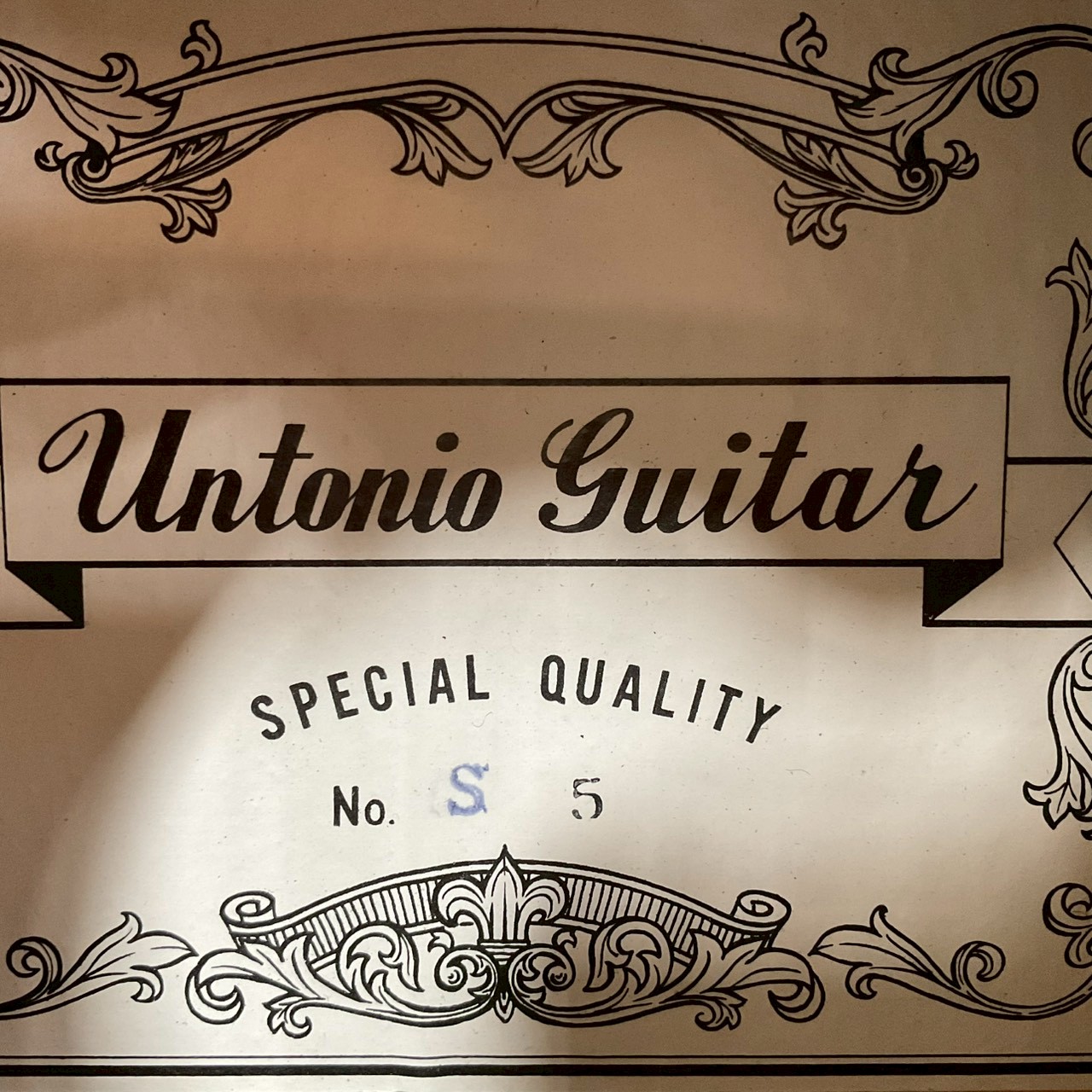 กีต้าร์คลาสสิค Untonio : S5