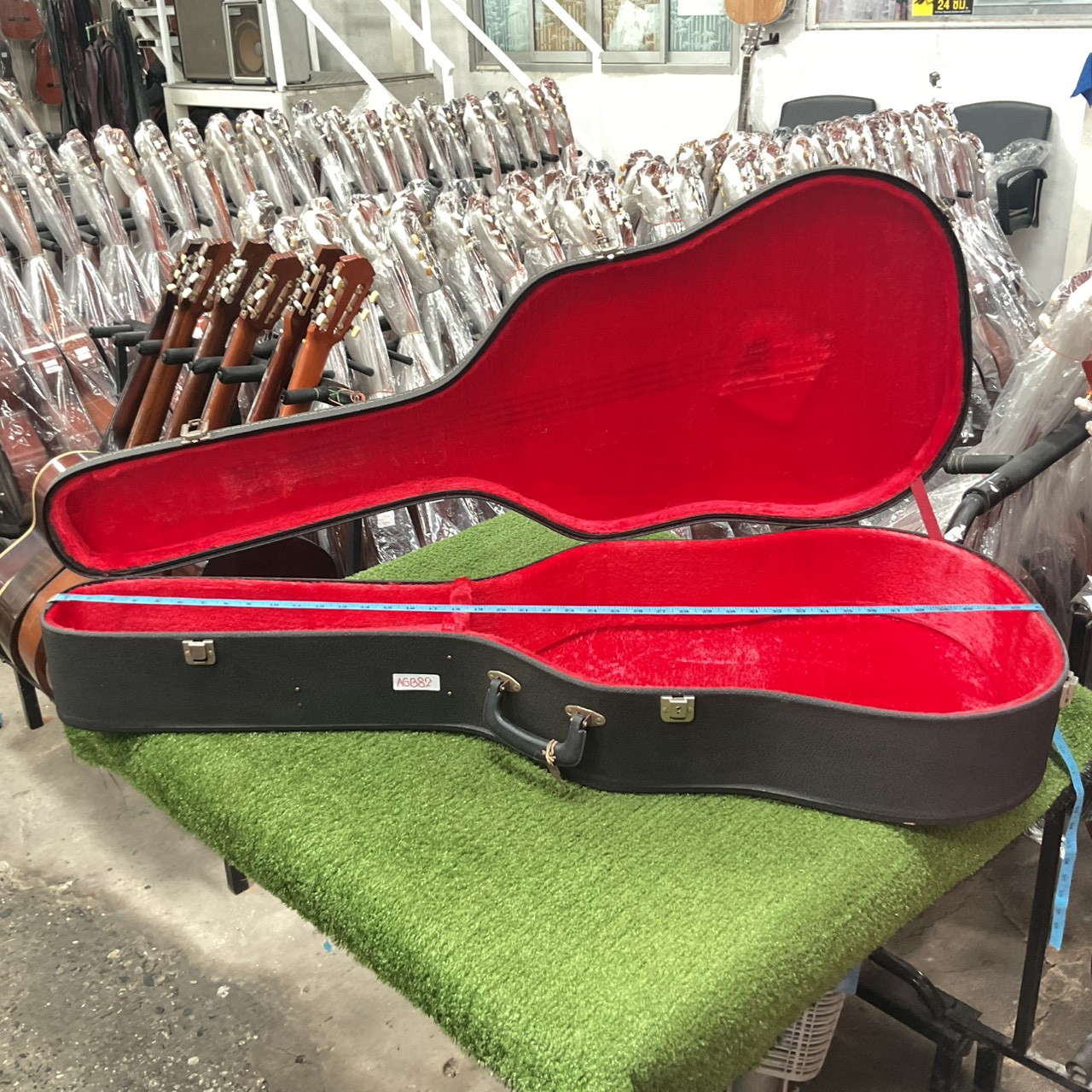 กล่องเคสกีต้าร์โปร่ง