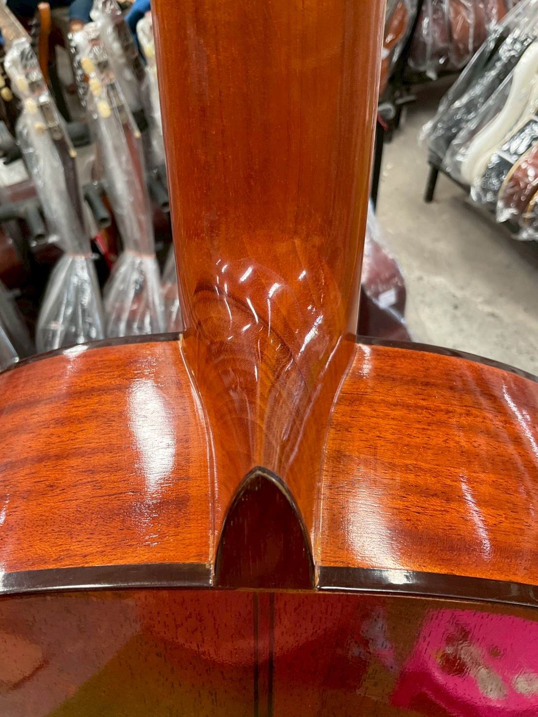 กีต้าร์คลาสสิค Aria : SA-15