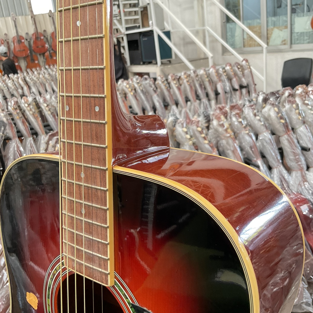 กีต้าร์โปร่ง Legend : WG-20 BS