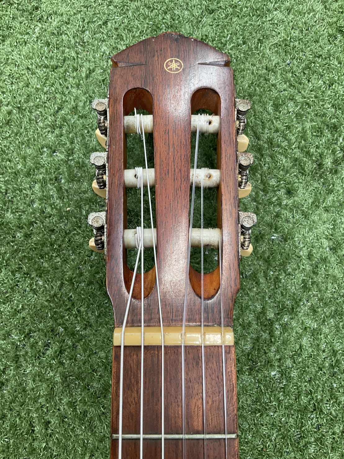 กีต้าร์คลาสสิค YAMAHA : G-70D