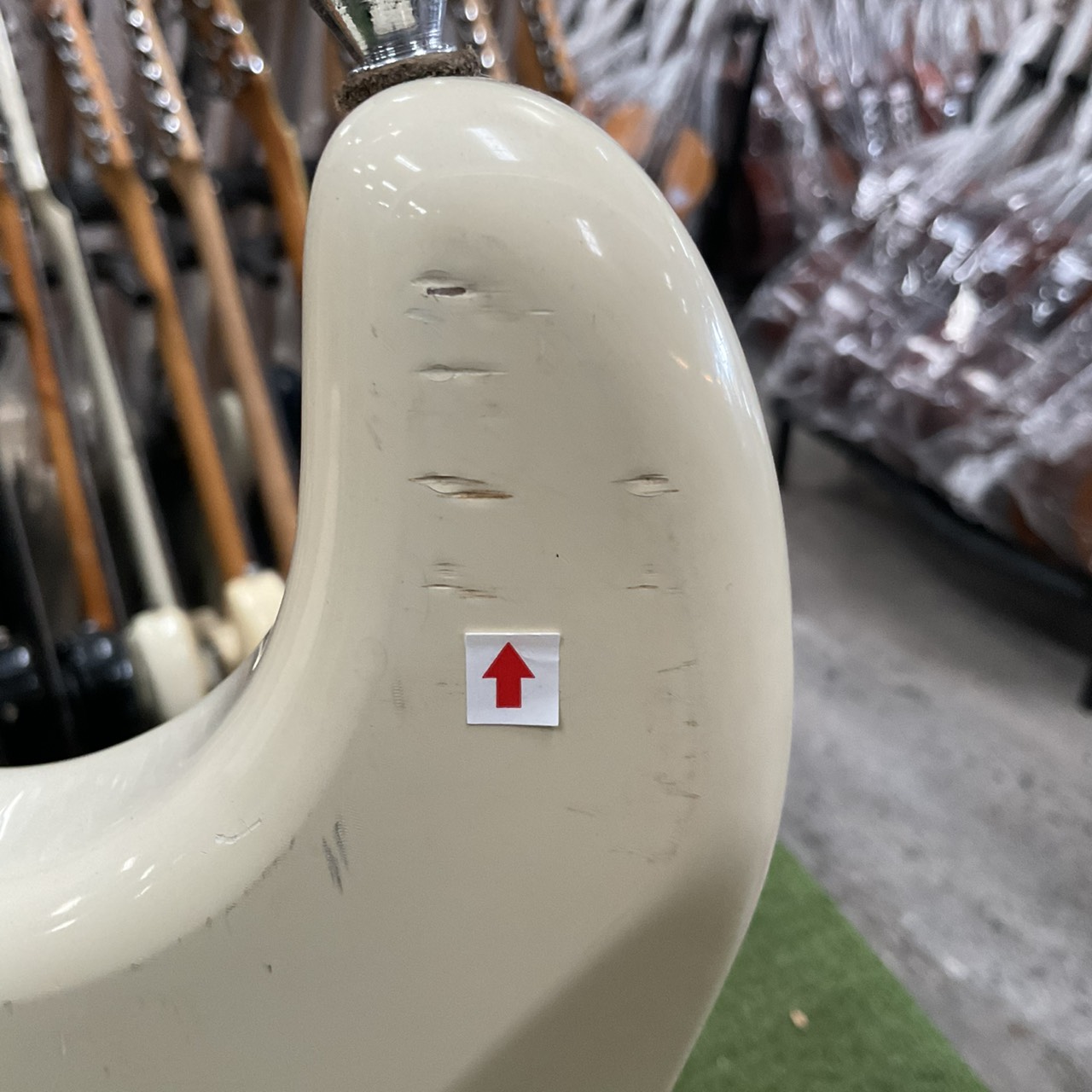 กีต้าร์ไฟฟ้า Photogenic