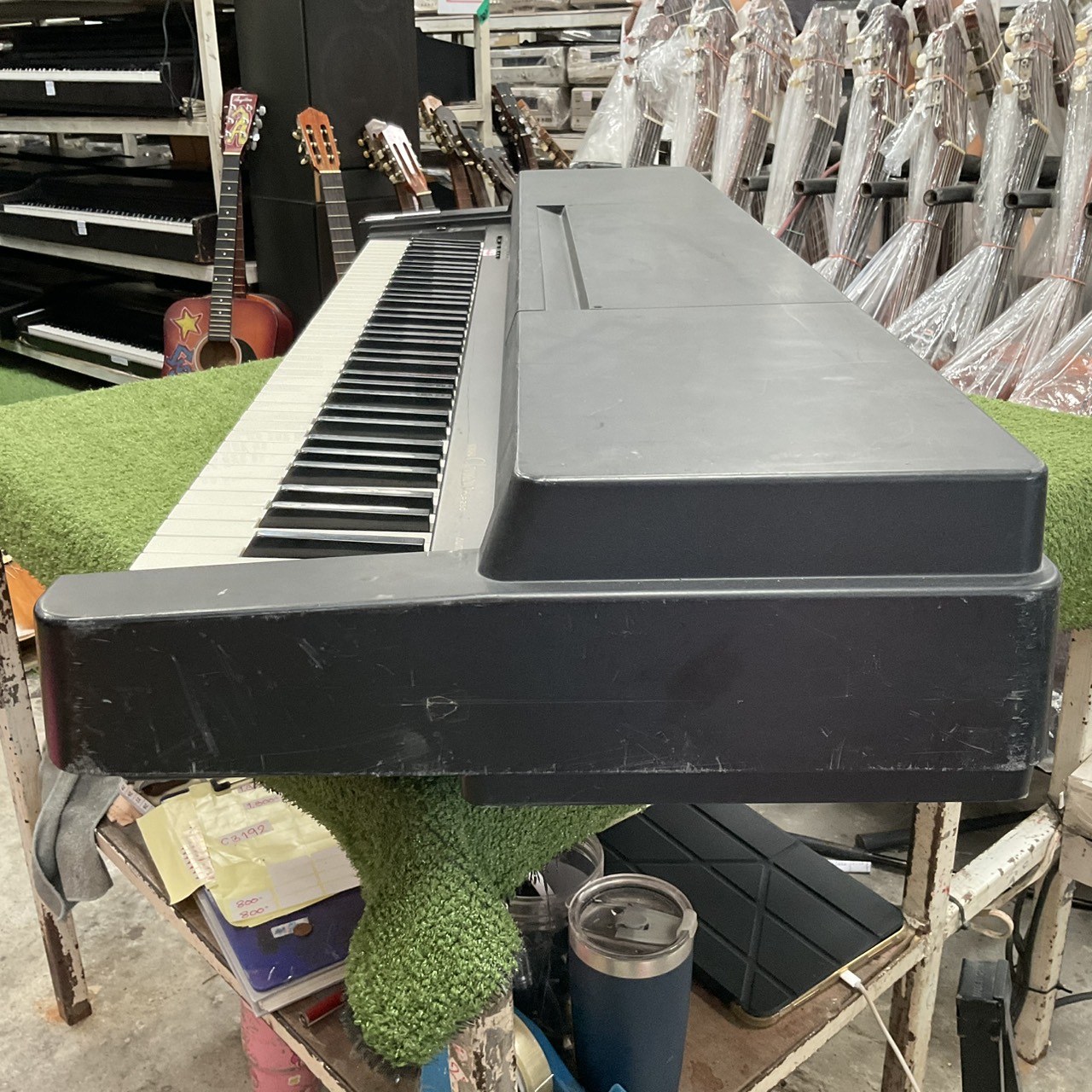 เปียโน YAMAHA : CLP-250 สินค้าไม่พร้อมใช้งาน (ต้องซ่อม)