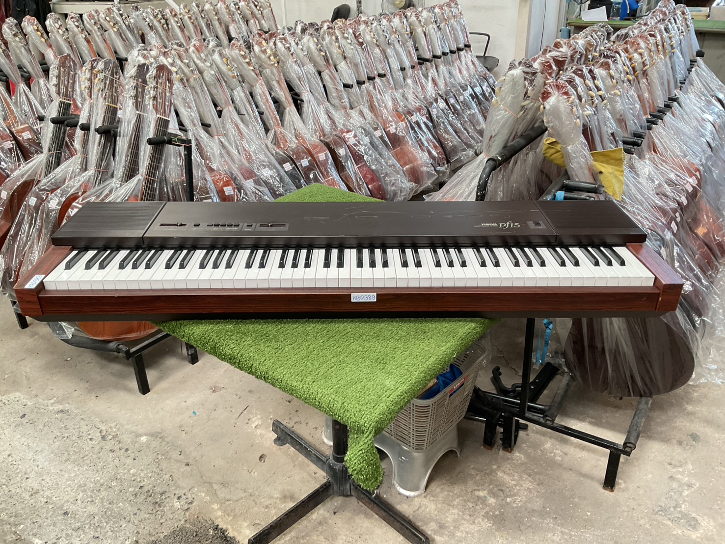 เปียโน YAMAHA : PF15