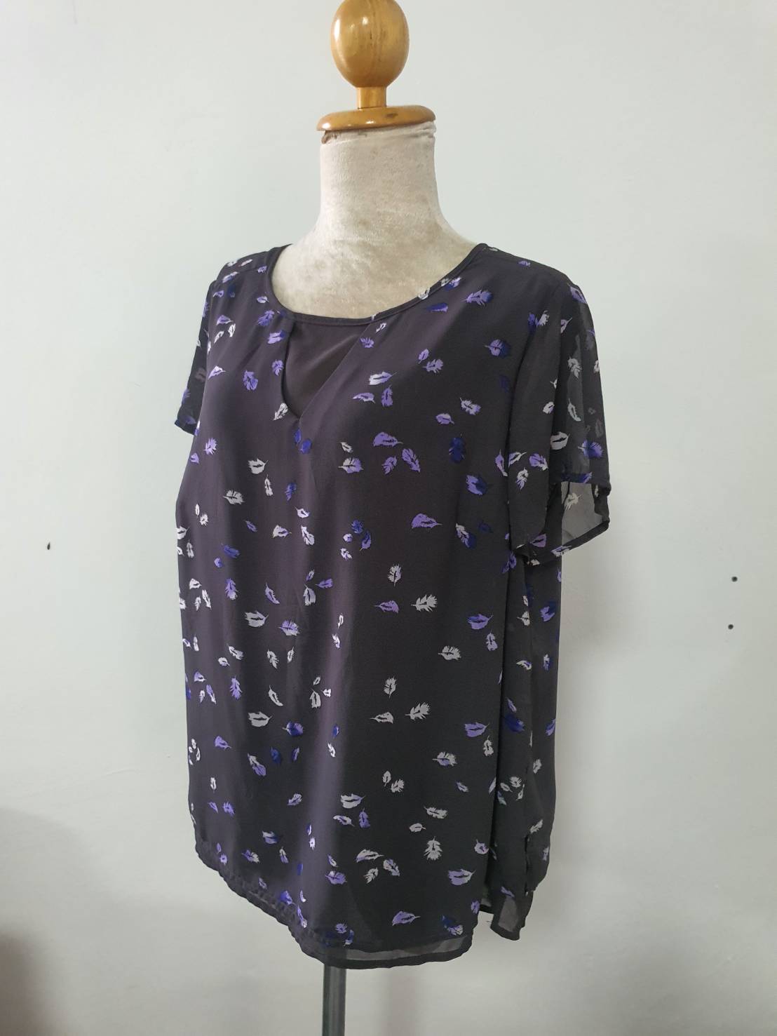 FF05622 เสือผ้าแฟชั่น ชีฟอง สีเทาดำ แบรนด์ TORRID อก 42 นิ้ว