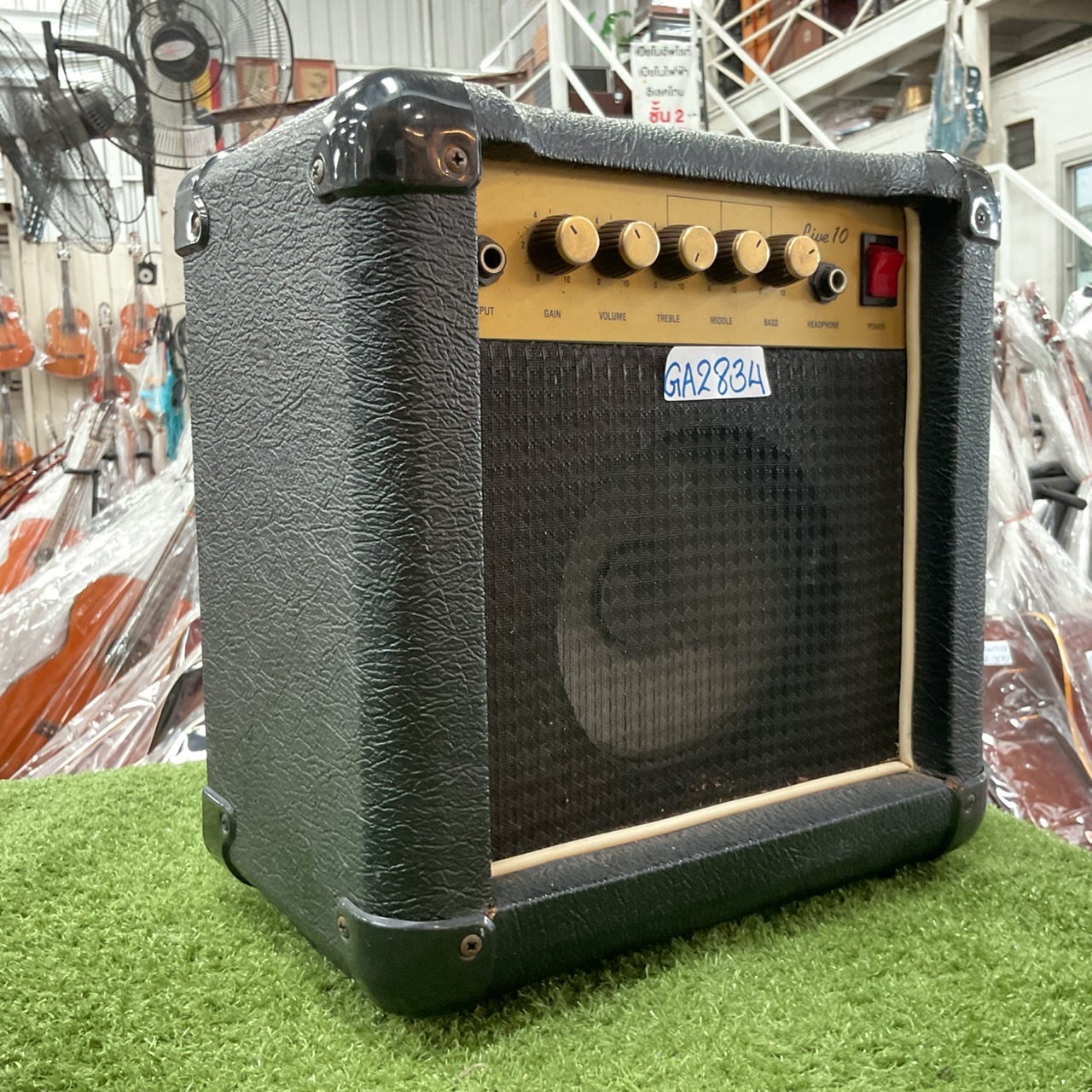 แอมป์กีต้าร์ WASHBURN : Live 10