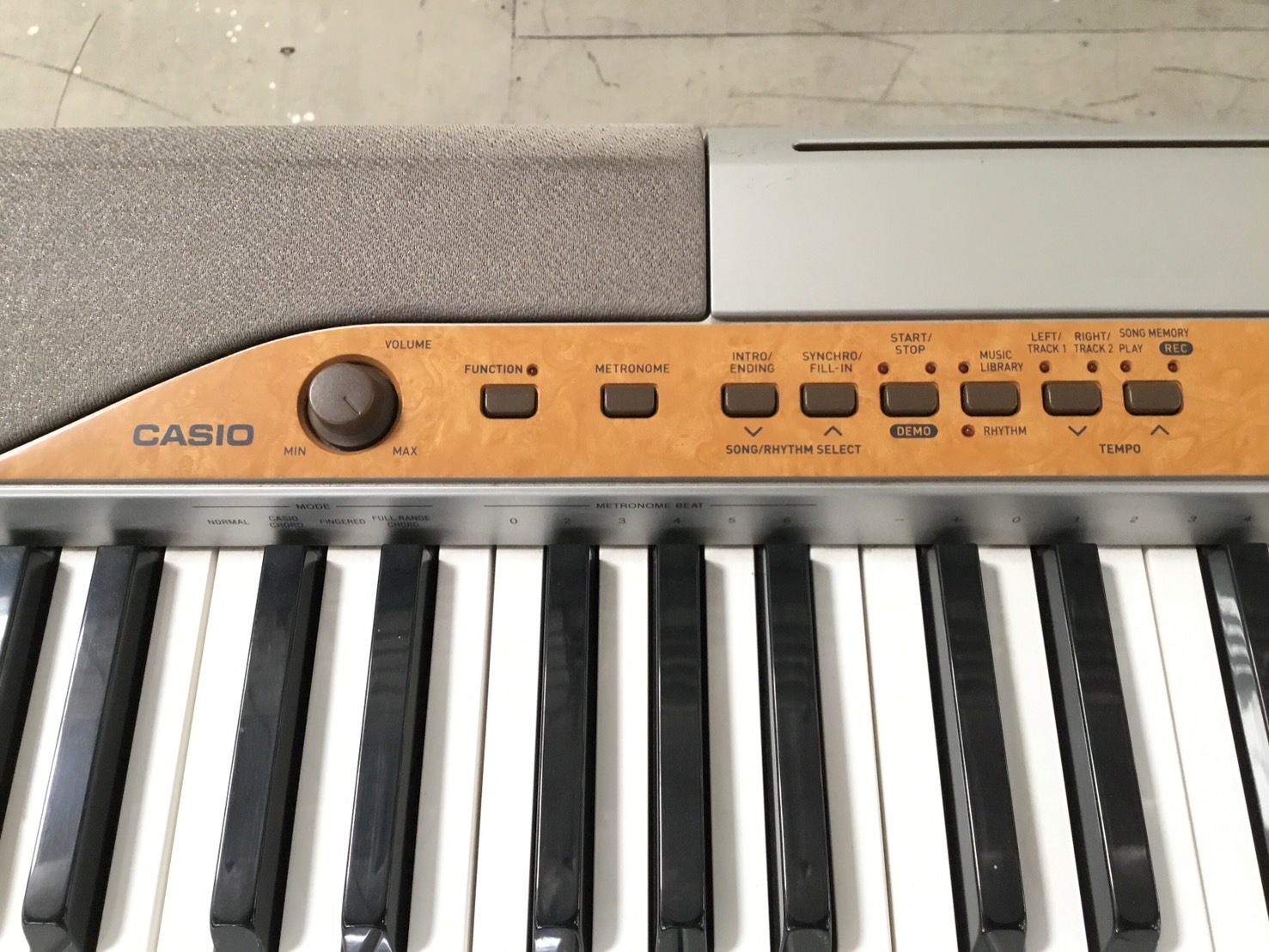 เปียโน CASIO : Privia PX-110