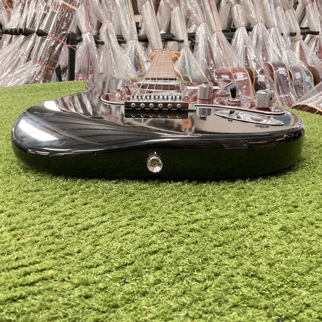 กีต้าร์ไฟฟ้า FLAVOR