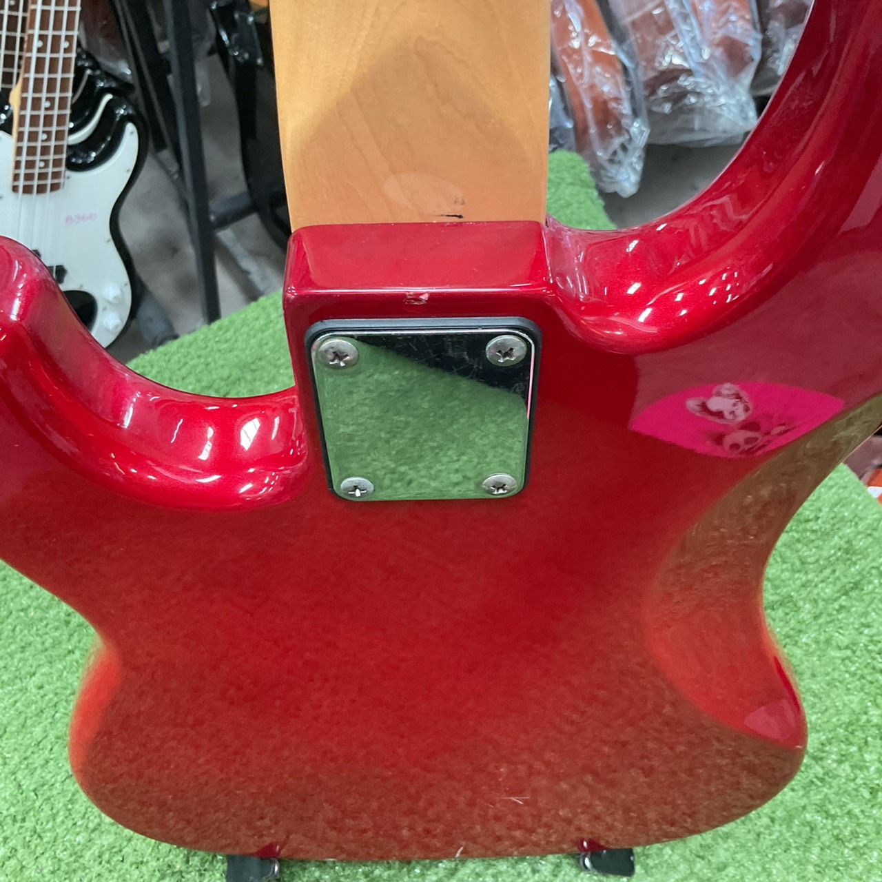 กีต้าร์เบส SELDER