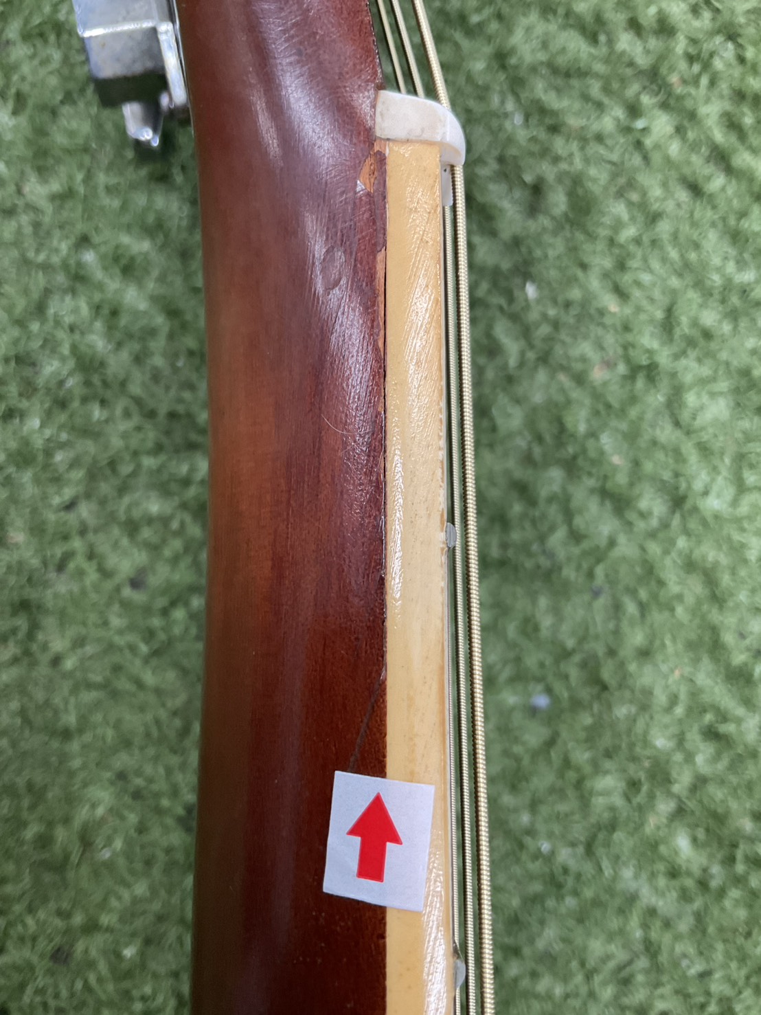 กีต้าร์โปร่ง YAMAHA : FG-200D