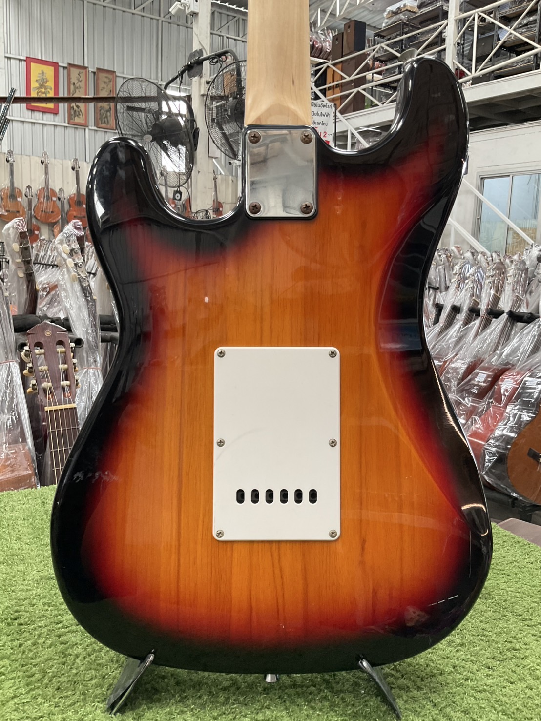 กีต้าร์ไฟฟ้า SELDER