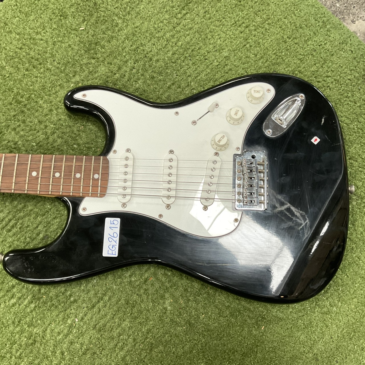 กีต้าร์ไฟฟ้า Maison