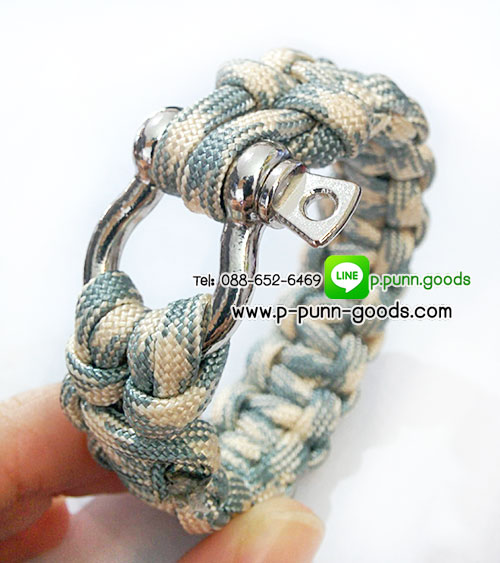 ข้อมือเชือกพาราคอต สีเทาฟ้าลายพราง 17 ซม. ตะขอเกือกม้า