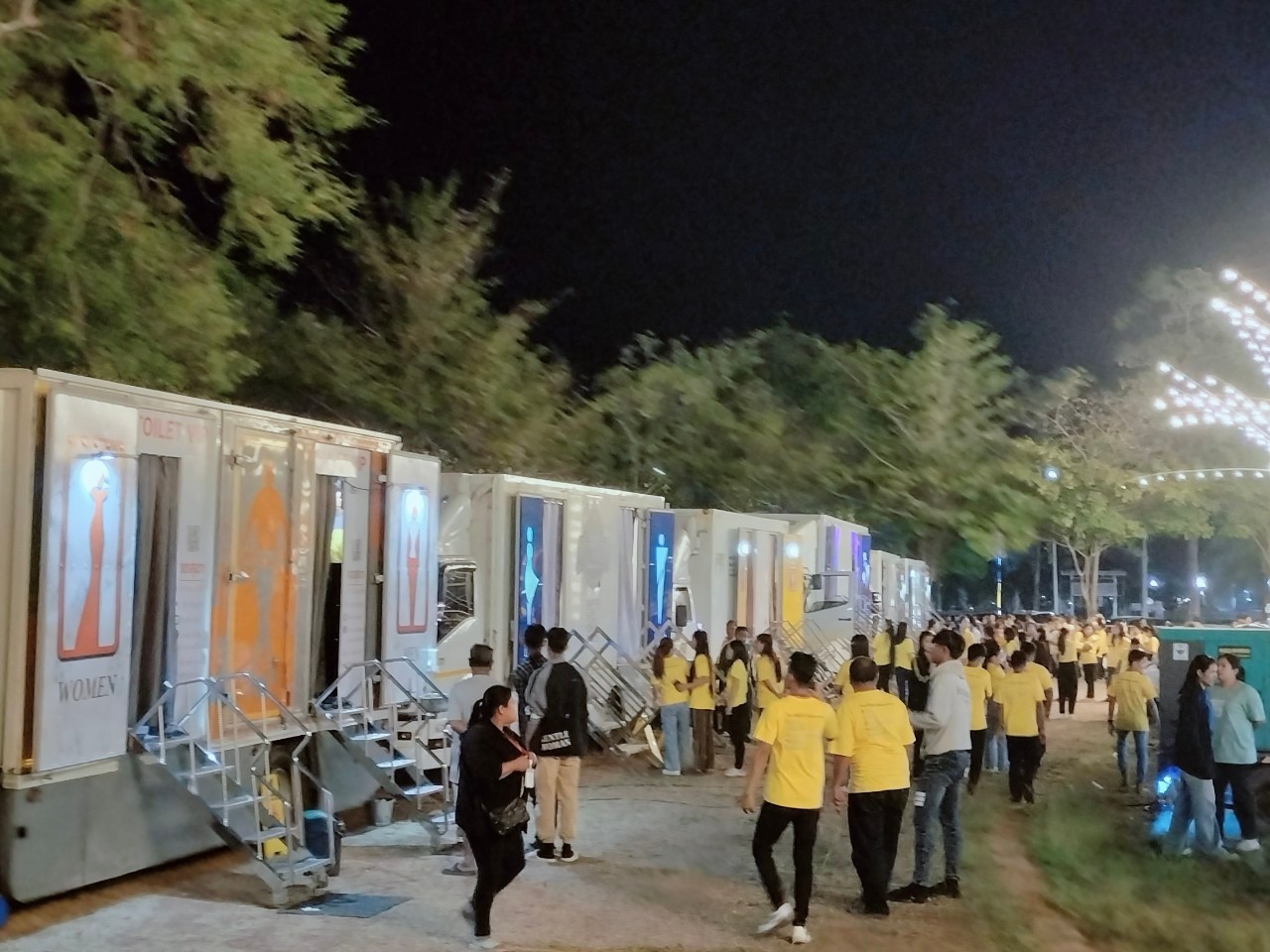 รถสุขาเคลื่อนที่บางกะปิ