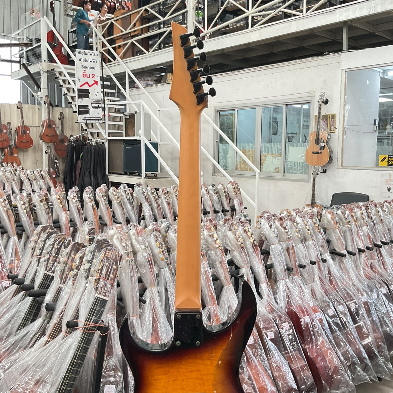 กีต้าร์ไฟฟ้า FERNANDES