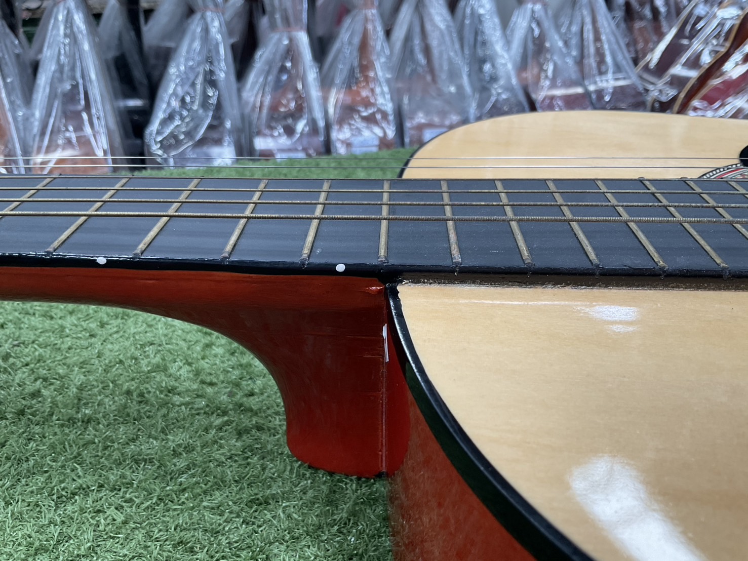 กีต้าร์โปร่ง Chelldee : 38C