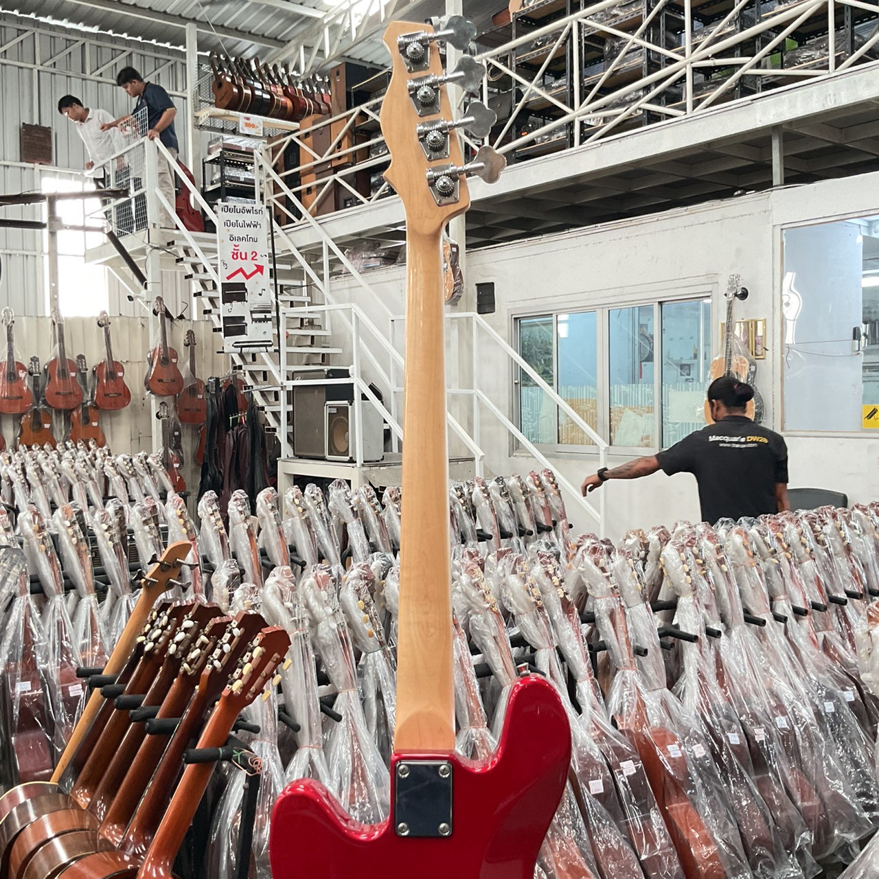 กีต้าร์เบส PlayTech