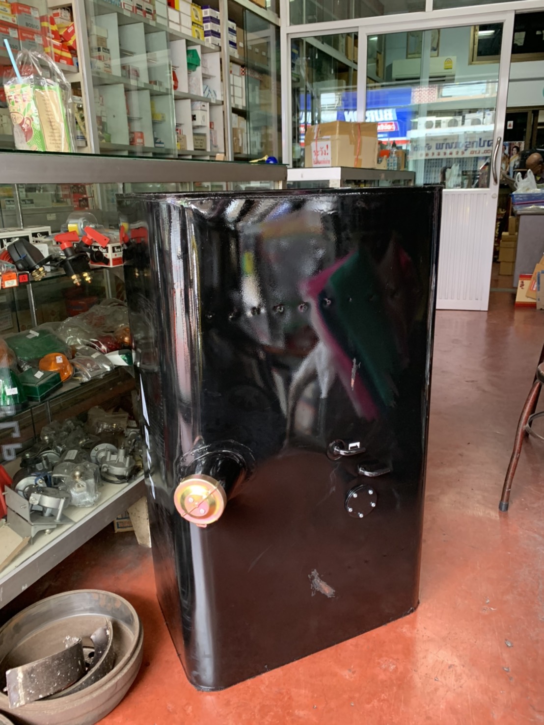 ถังน้ำมันรถบรรทุก 60 80 100 150 200 ลิตร