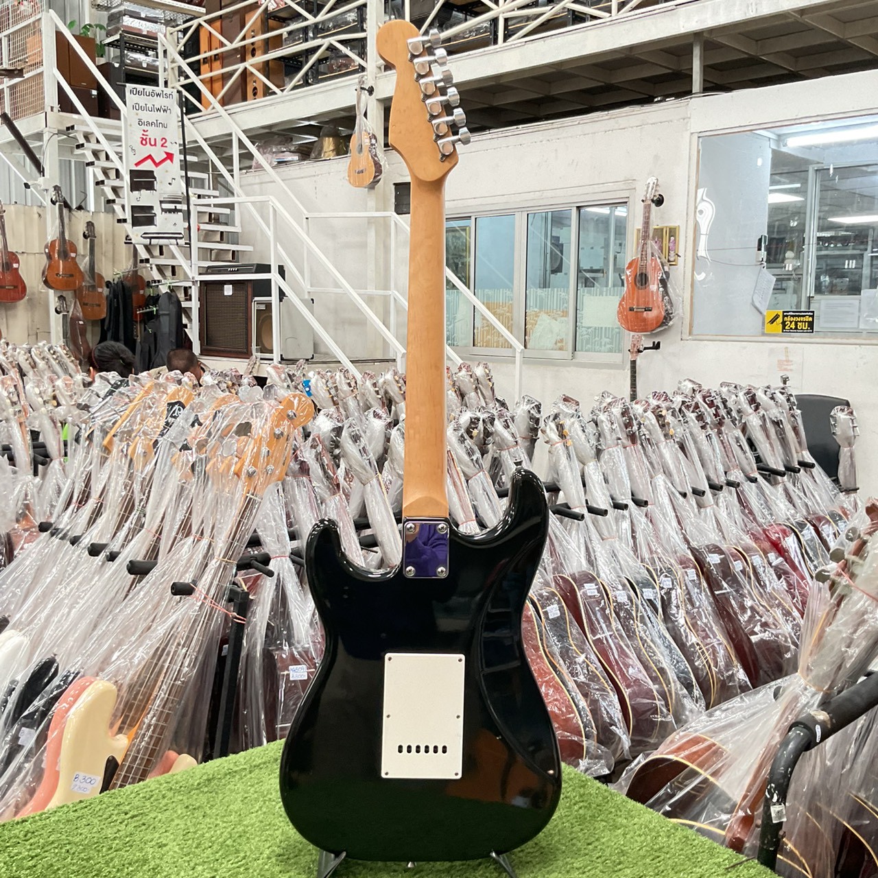 กีต้าร์ไฟฟ้า PHOTO GENIC