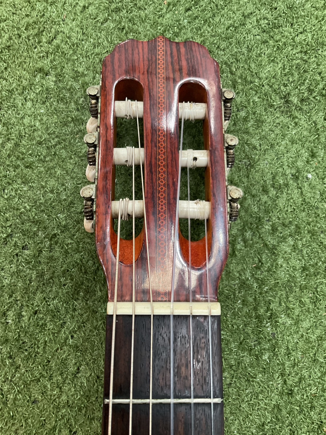 กีต้าร์คลาสสิค T.ZEN-ON : No.130