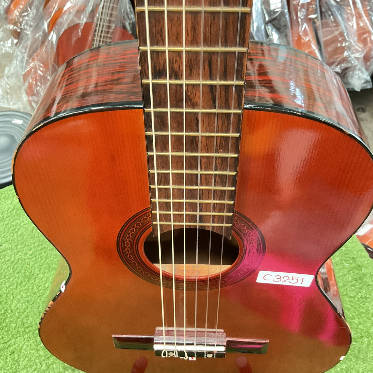 กีต้าร์คลาสสิค PRAIRIE