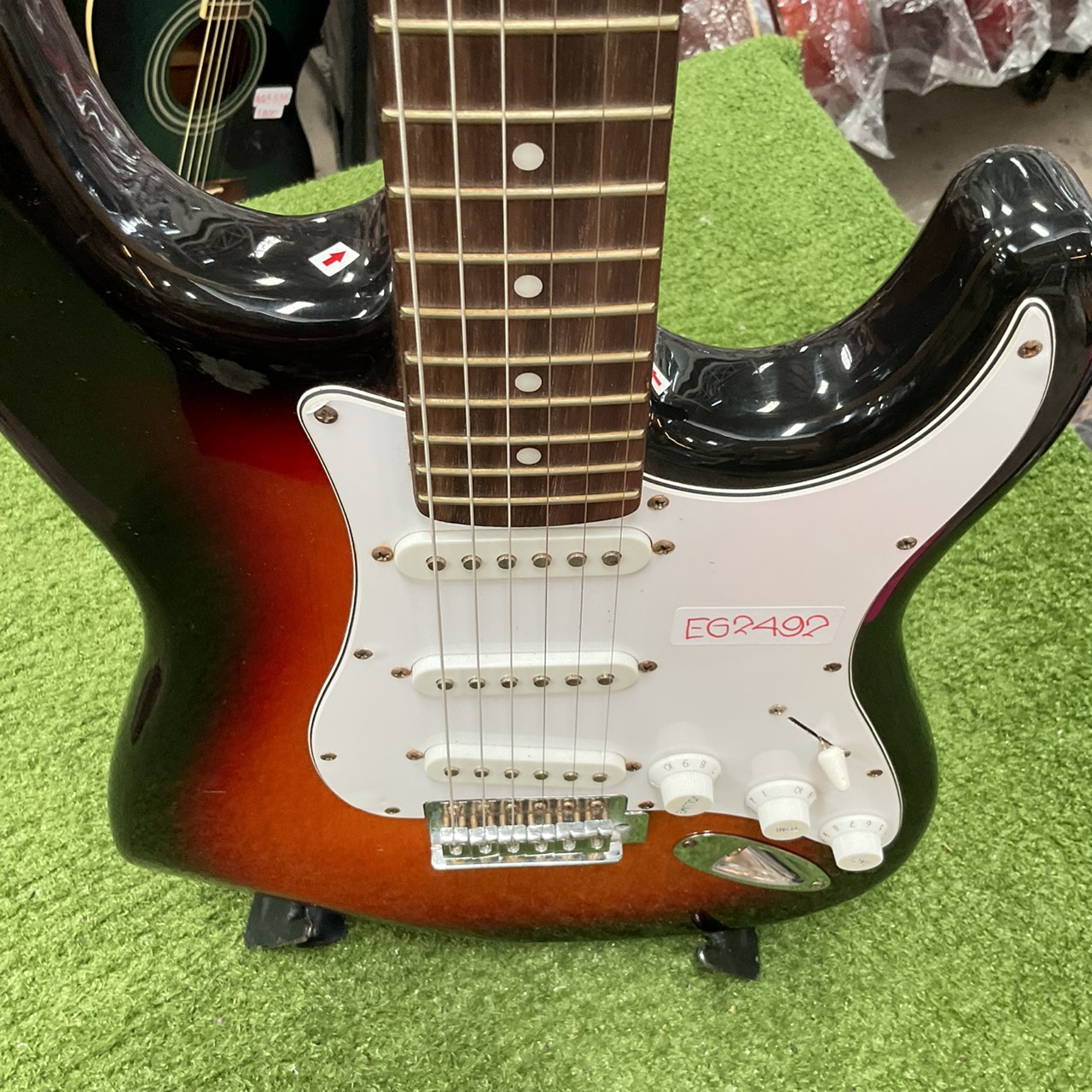 กีต้าร์ไฟฟ้า BUSKER'S