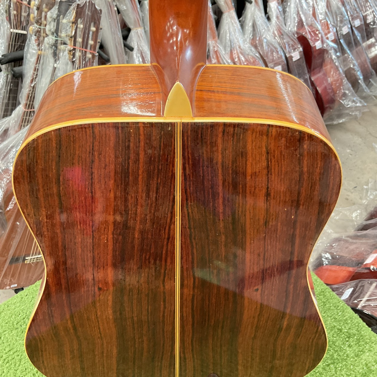 กีต้าร์โปร่ง Yamaki : No.120