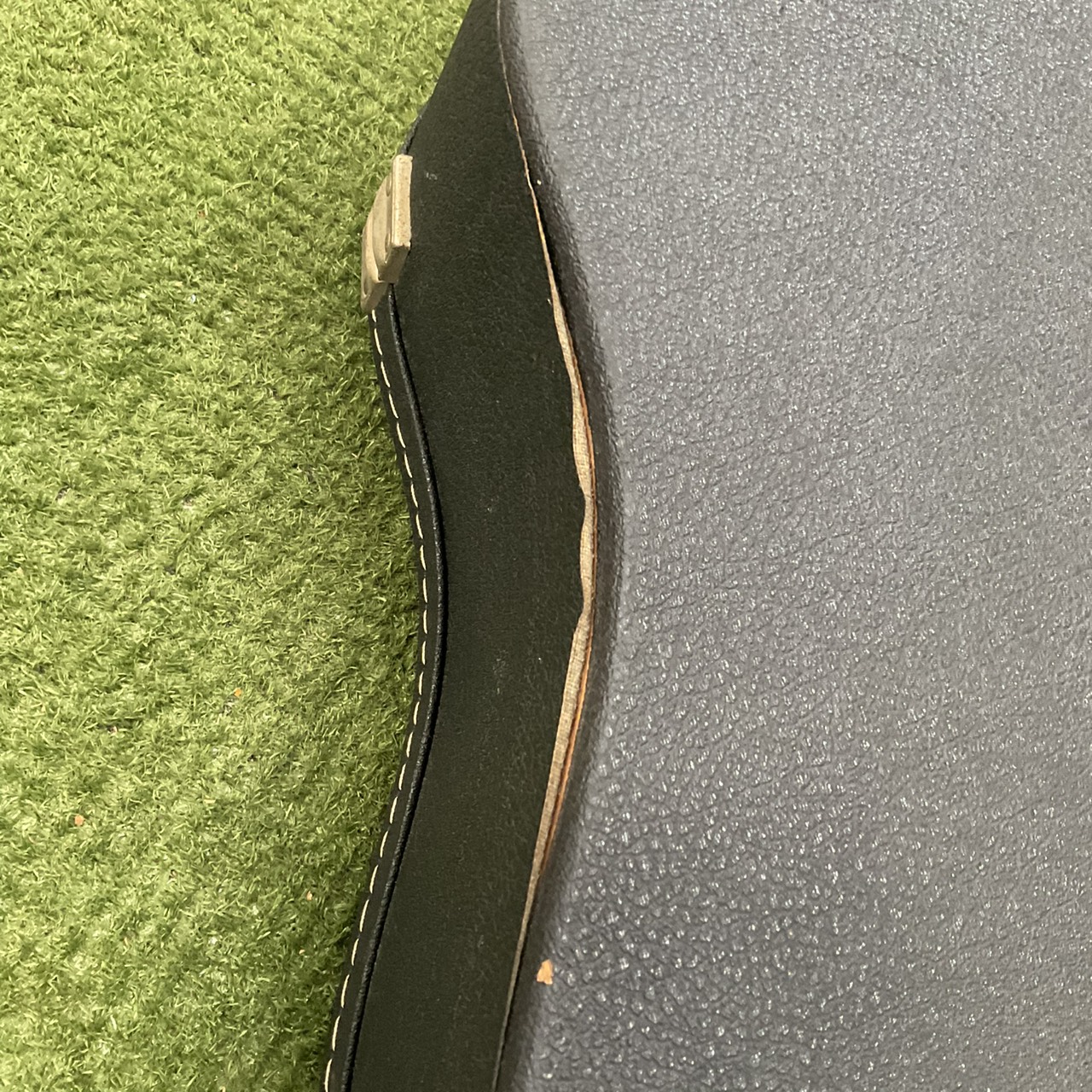 กล่องเคสกีต้าร์โปร่ง TAKASHI