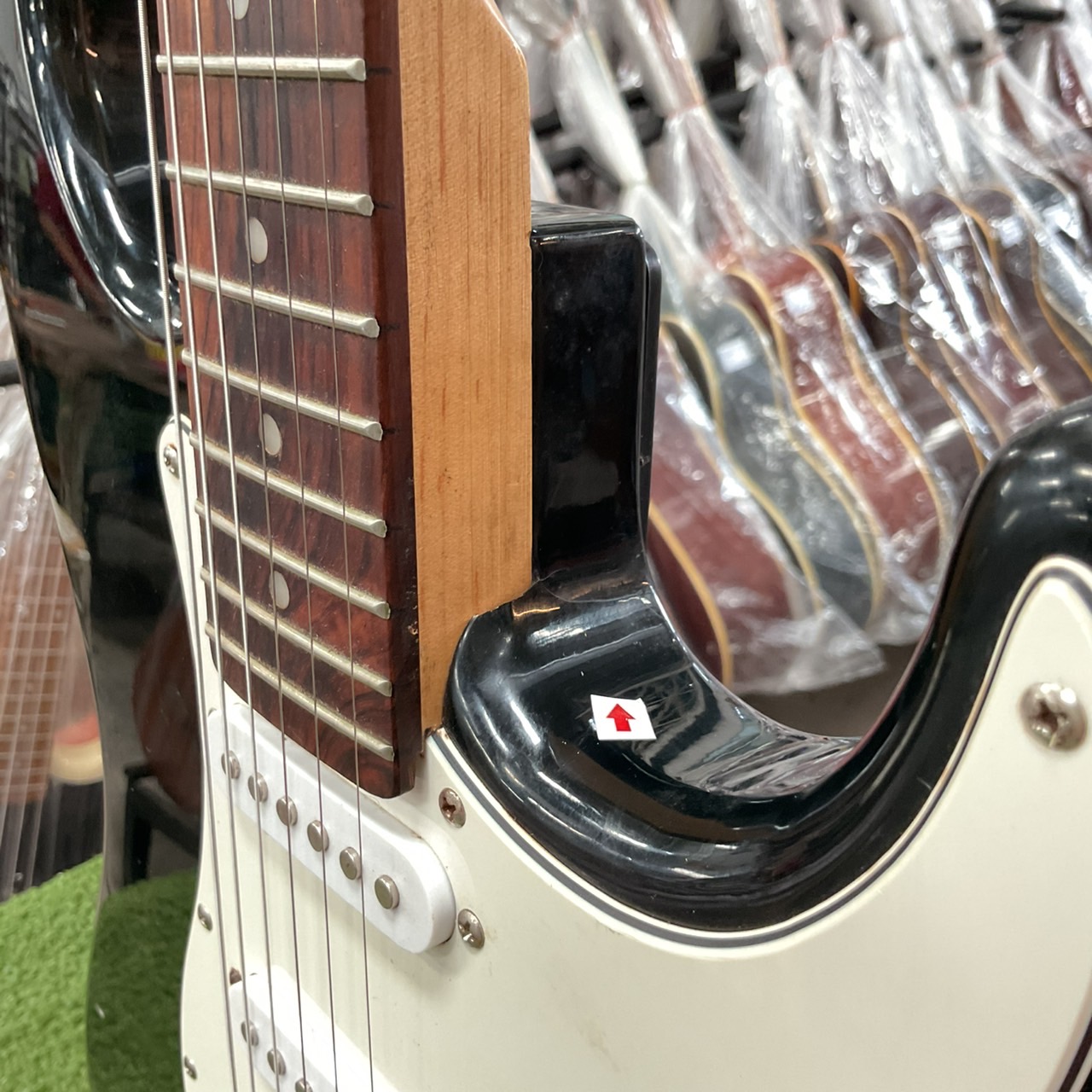 กีต้าร์ไฟฟ้า VANGUAR