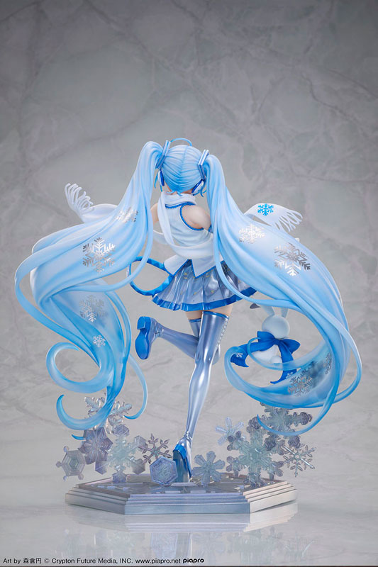 Snow Miku Sky Town 10th Anniversary Ver. 1/7 Complete Figure(Pre-order)