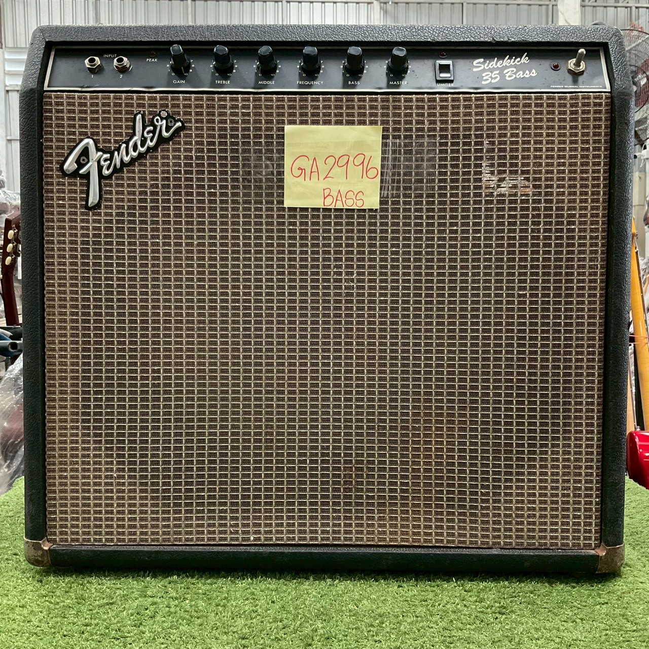 แอมป์เบส Fender : SIDEKICK 35 BASS