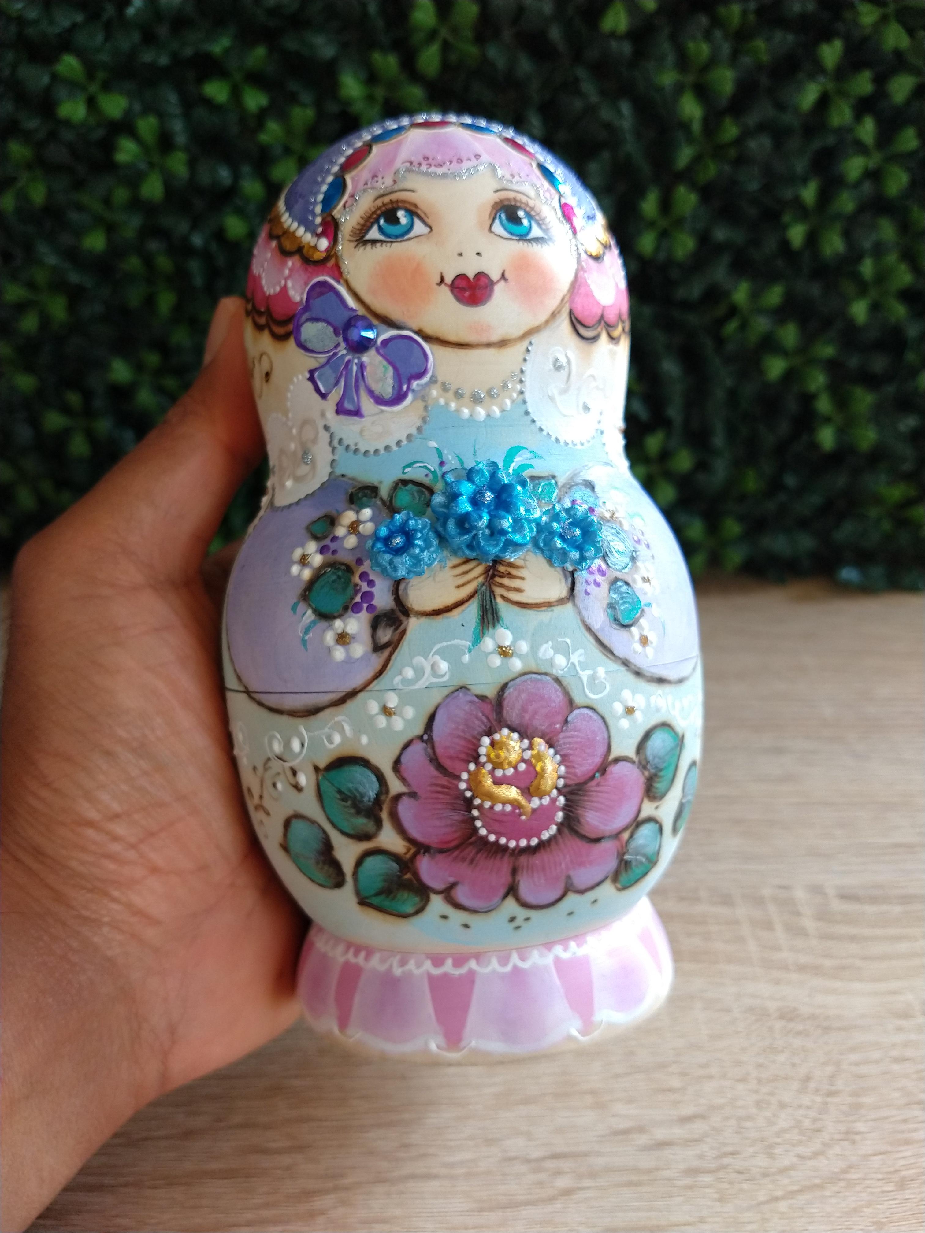 ตุ๊กตาแม่ลูกดก (Matryoshka) - From Russia With Love 56