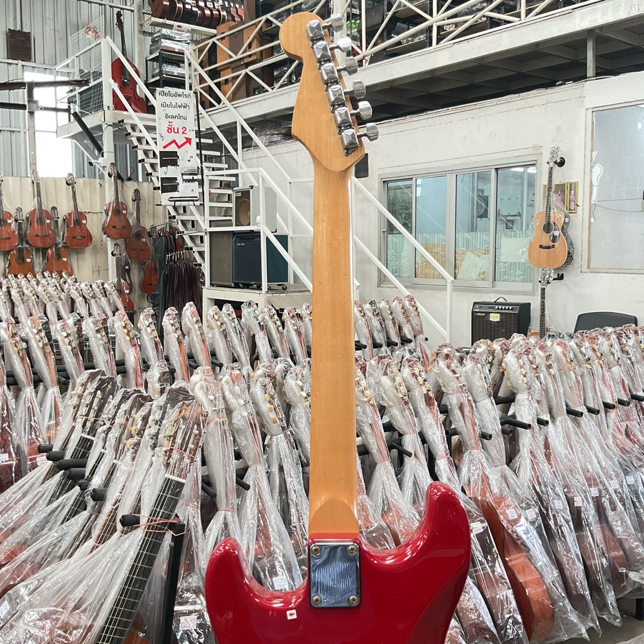 กีต้าร์ไฟฟ้า Legend