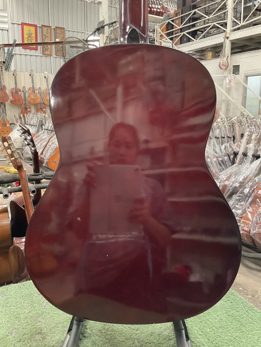 กีต้าร์คลาสสิค Valencia : CG10