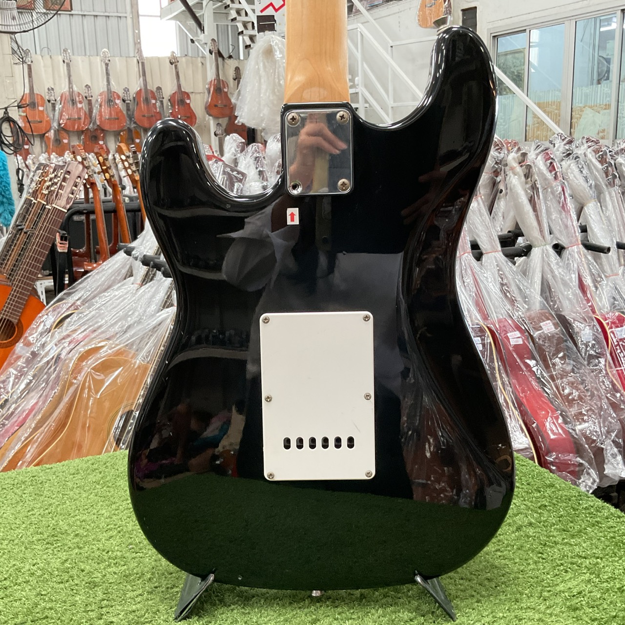 กีต้าร์ไฟฟ้า PhotoGenic