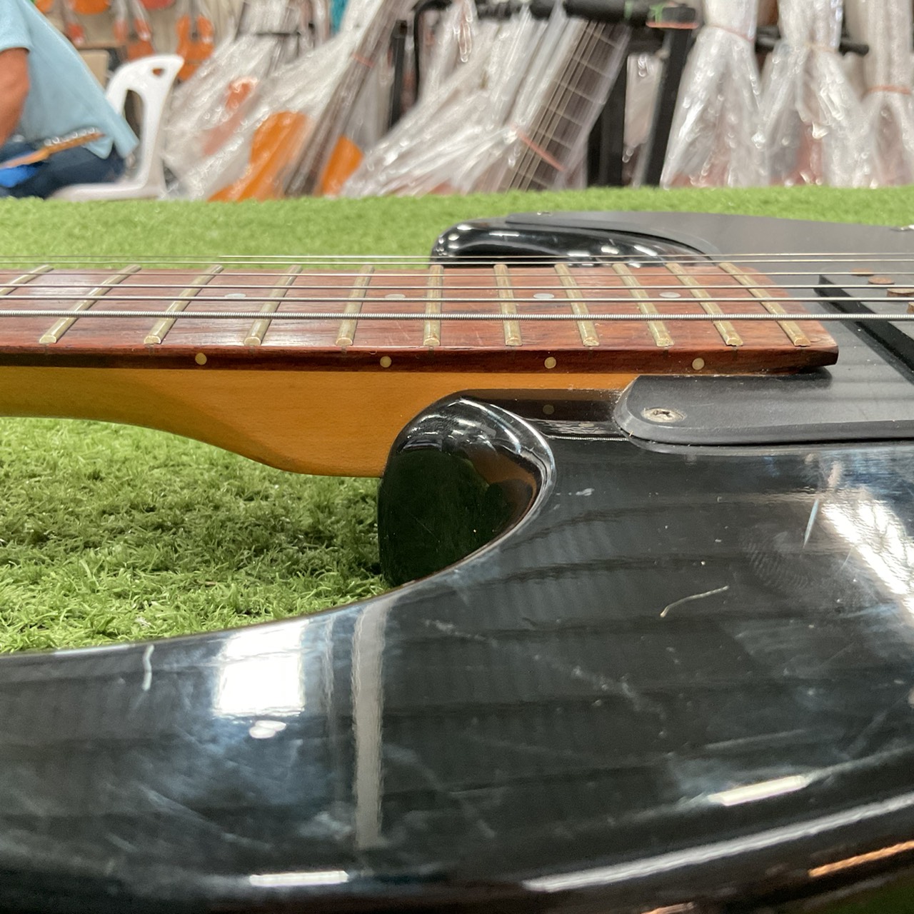 กีต้าร์ไฟฟ้า No Brand