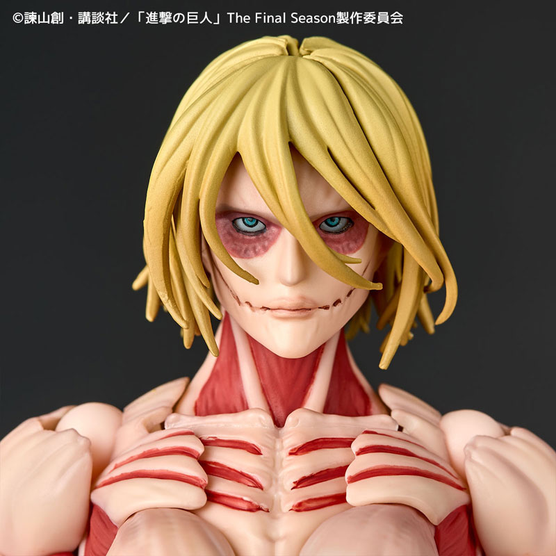 Revoltech Amazing Yamaguchi Attack on Titan Female Titan(Pre-order)