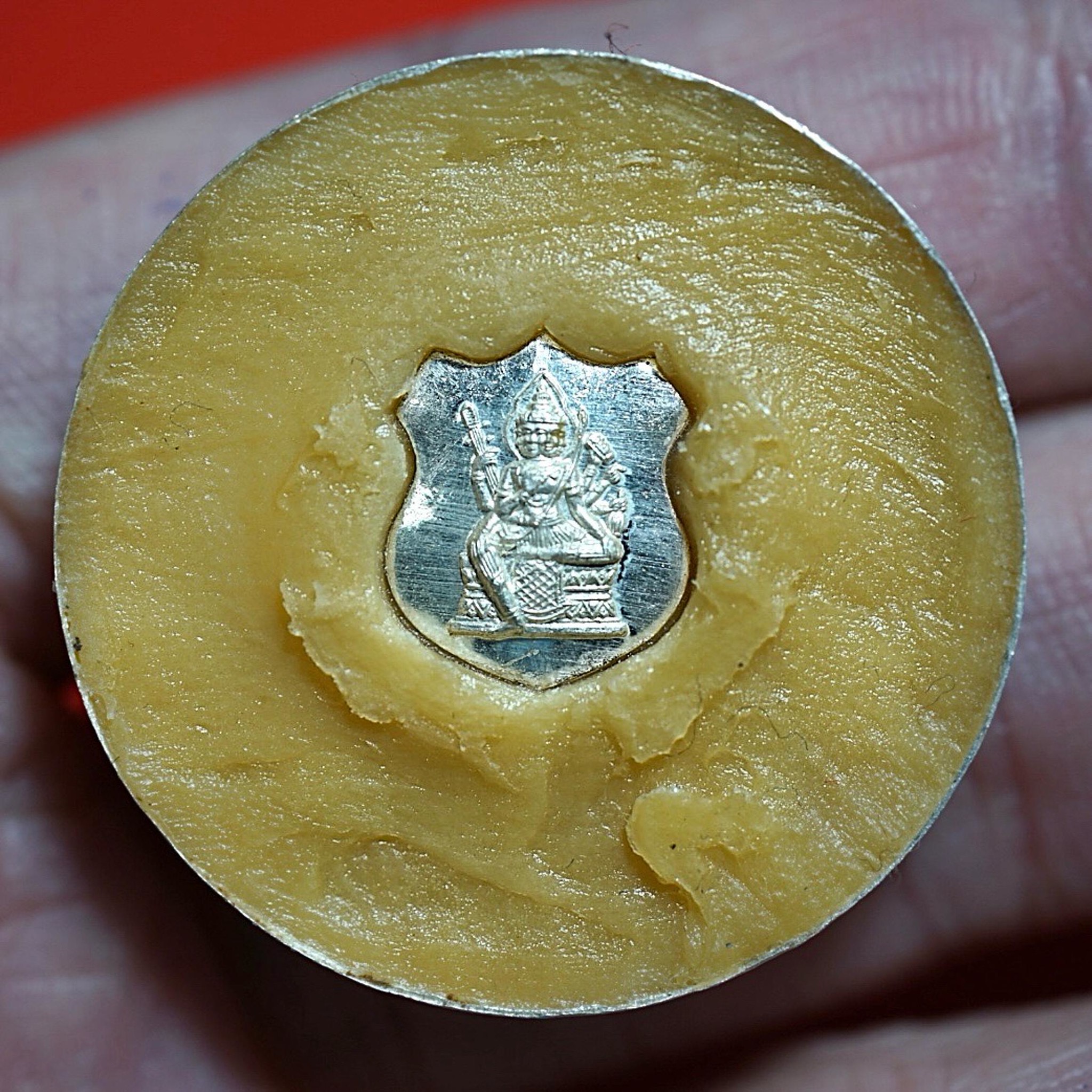 สีผึ้งจันทร์เพ็ญ (ตลับพรหมสี่หน้า,เนื้อเงิน) Full Moon Wax. (four-faced brahma case,silver material SKU-04014