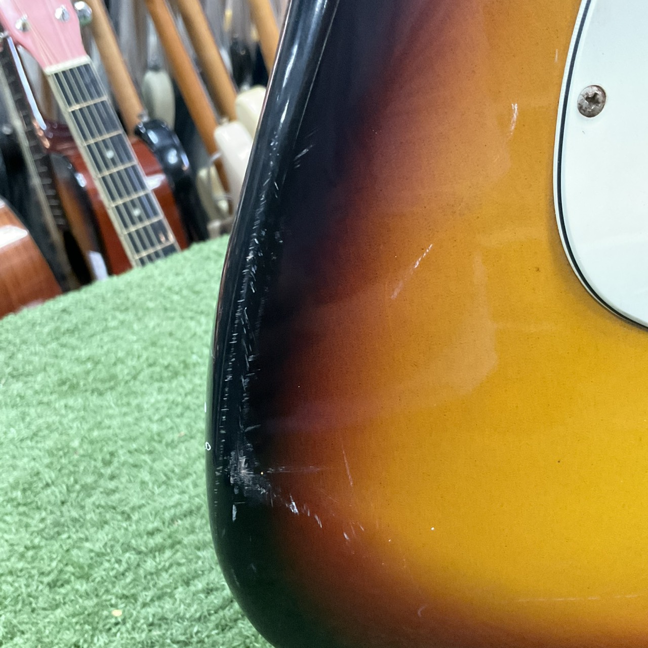 กีต้าร์ไฟฟ้า Flavor